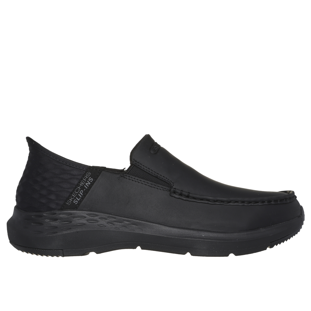 Sketchers all black shoes online