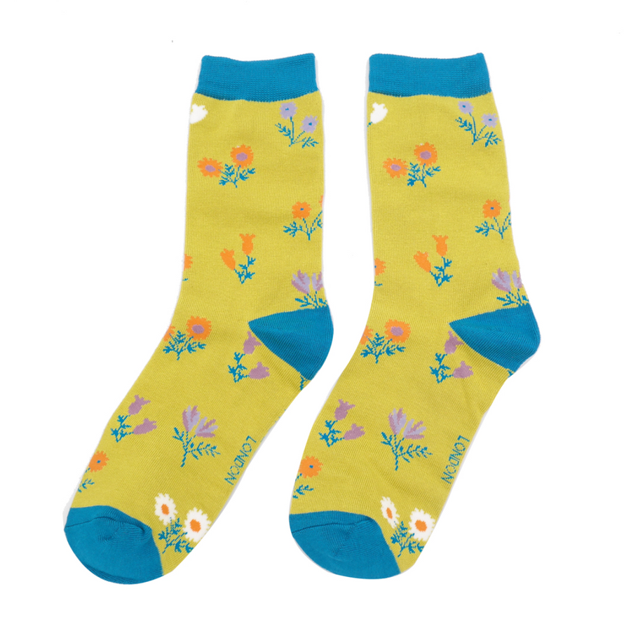 Women's Dainty Floral Socks Gift Box